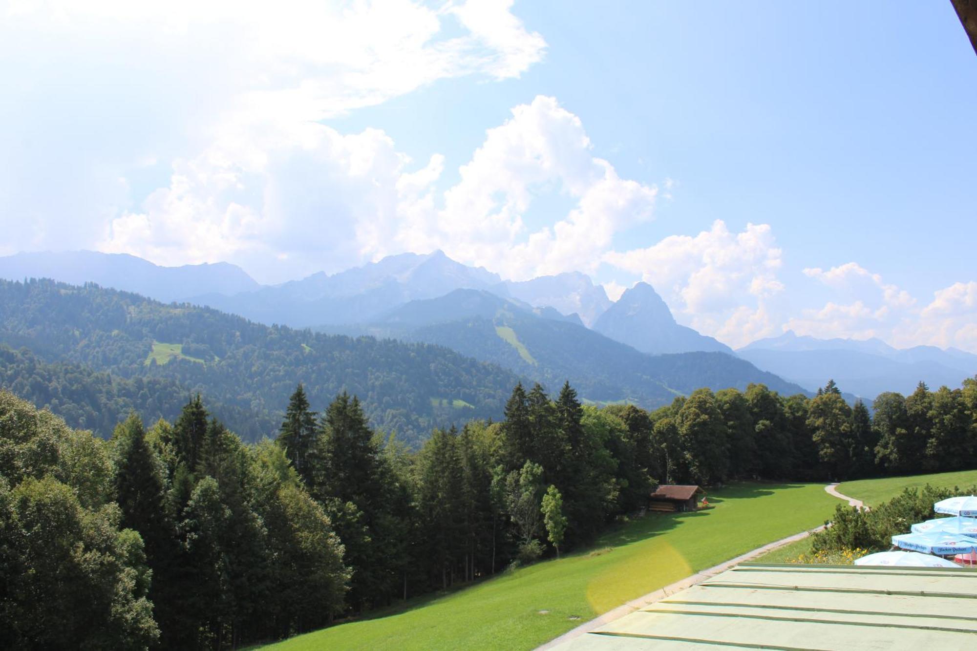Pfeiffer Alm Am Sonnenhang Mit Blick Auf Die Zugspitze Garmisch-Partenkirchen Eksteriør billede